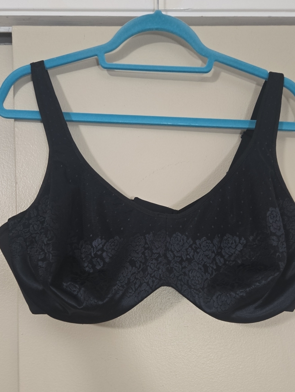 Black Floral Underwire Minimizer Bra Size 42DD NWT